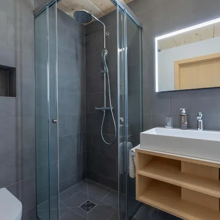 Apartmenthaus A24 *